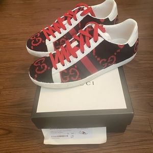 Gucci Sneakers
